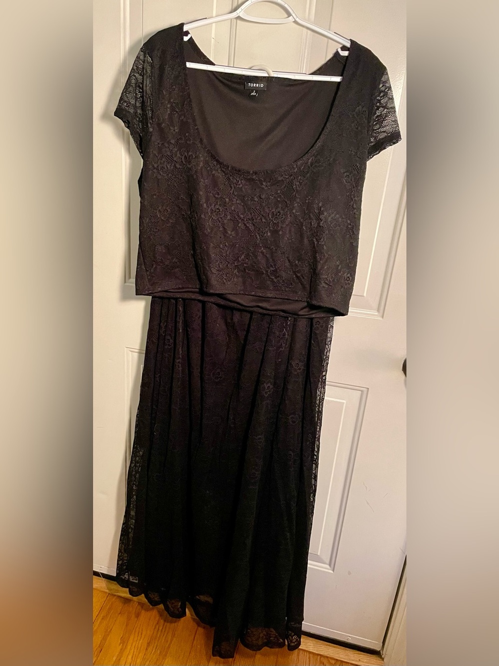 Torrid 2X Black Floral Lace Crop Top & Maxi Skirt Matching Set Gothic